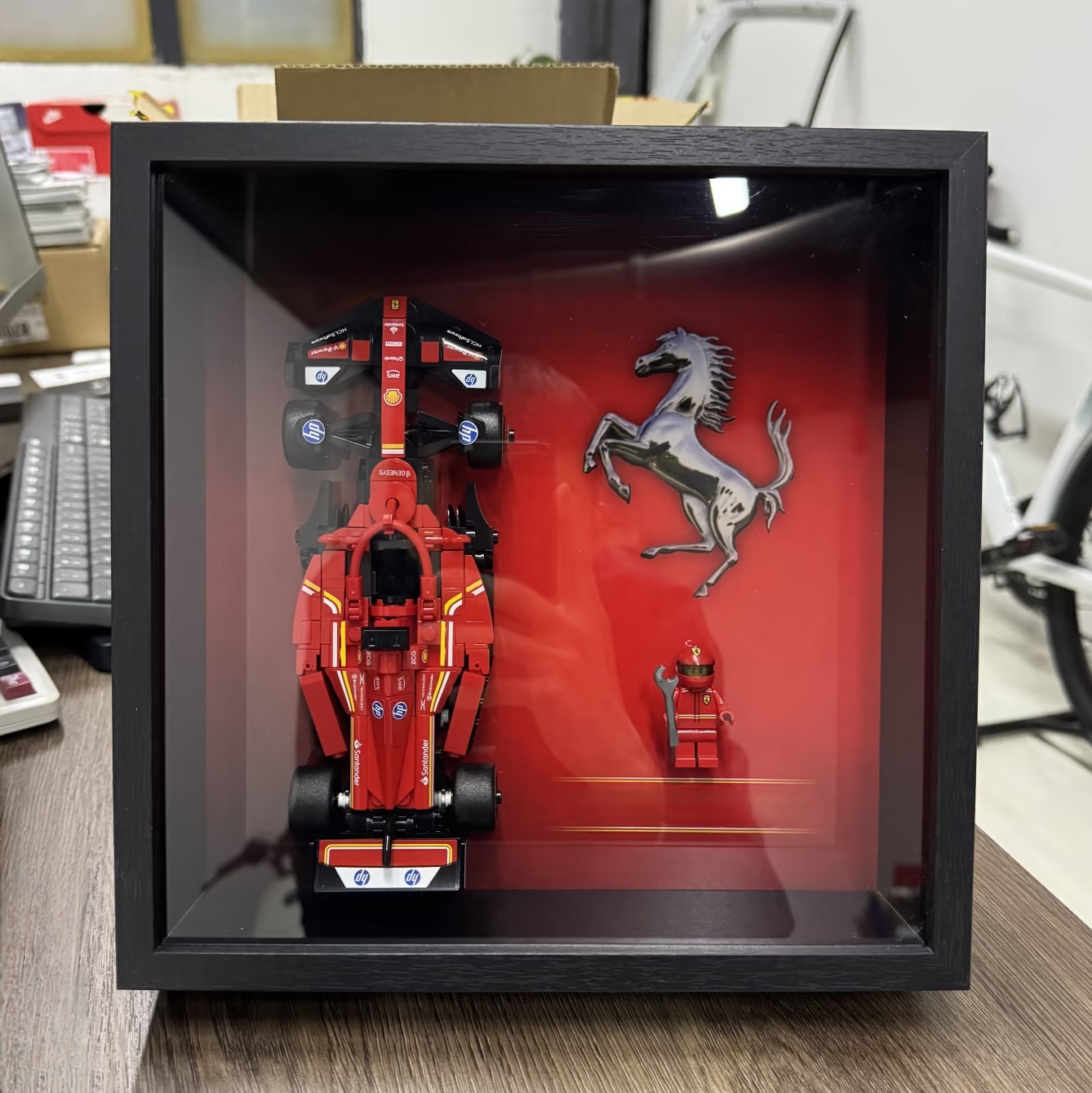 Model Kit F1 - Display Wallboard Wall suitable for LEGO