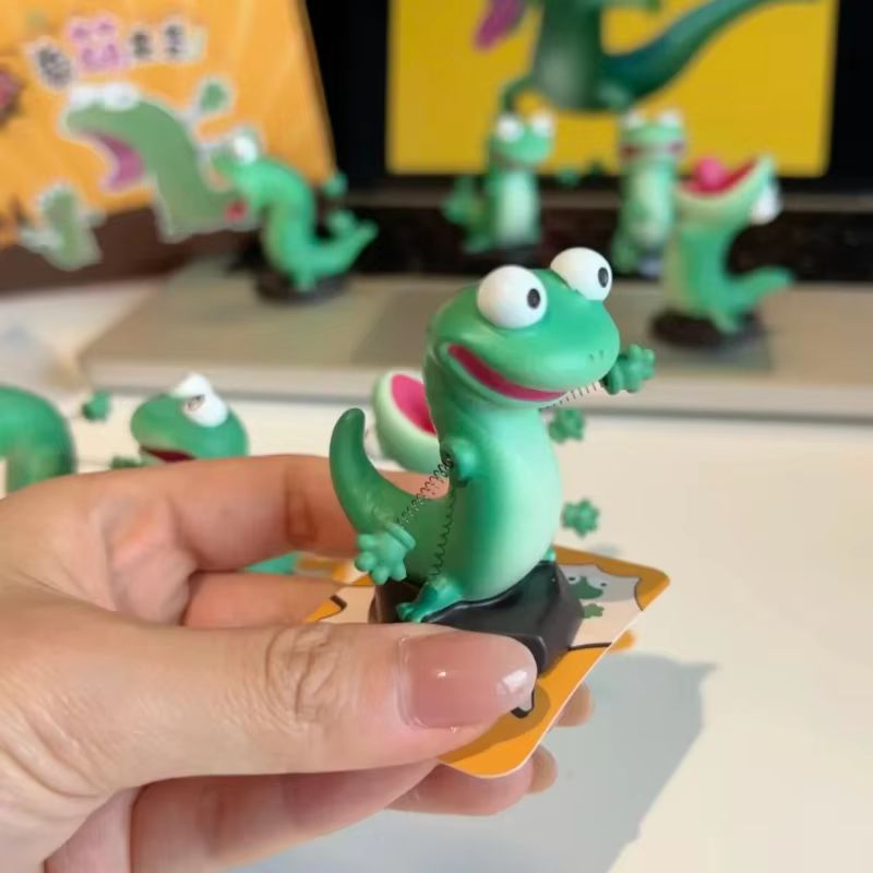 In Stock High quality Hoppers  - огляд і ціна Model Kit Lizard