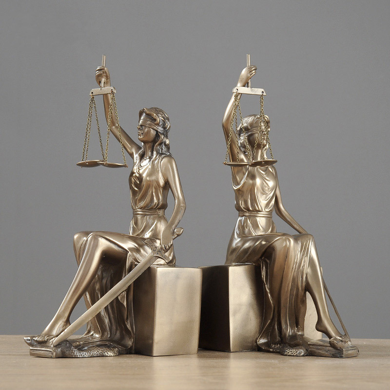 1pcs Resin Lady Justice Statue - огляд і ціна Model Kit Judge