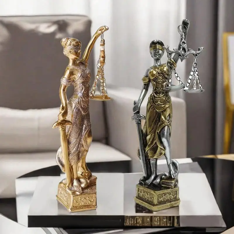 Resin Imitation Copper Goddess - огляд і ціна Model Kit Judge