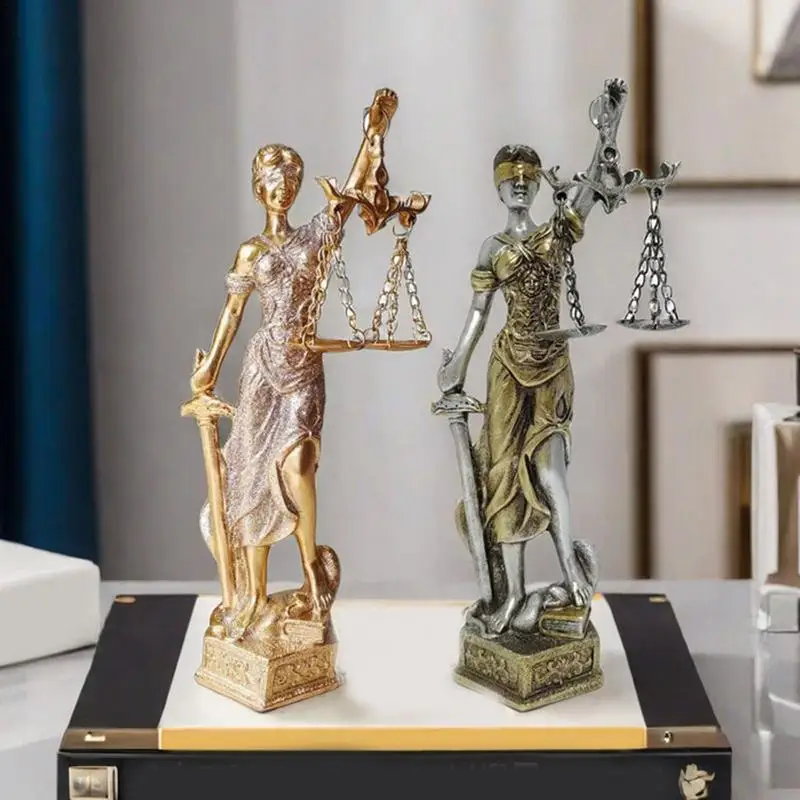 Resin Imitation Copper Goddess - огляд і ціна Model Kit Judge