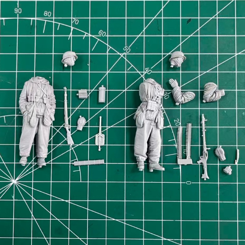 1/35 Scale Die Cast Resin Figu - огляд і ціна Model Kit Weapons